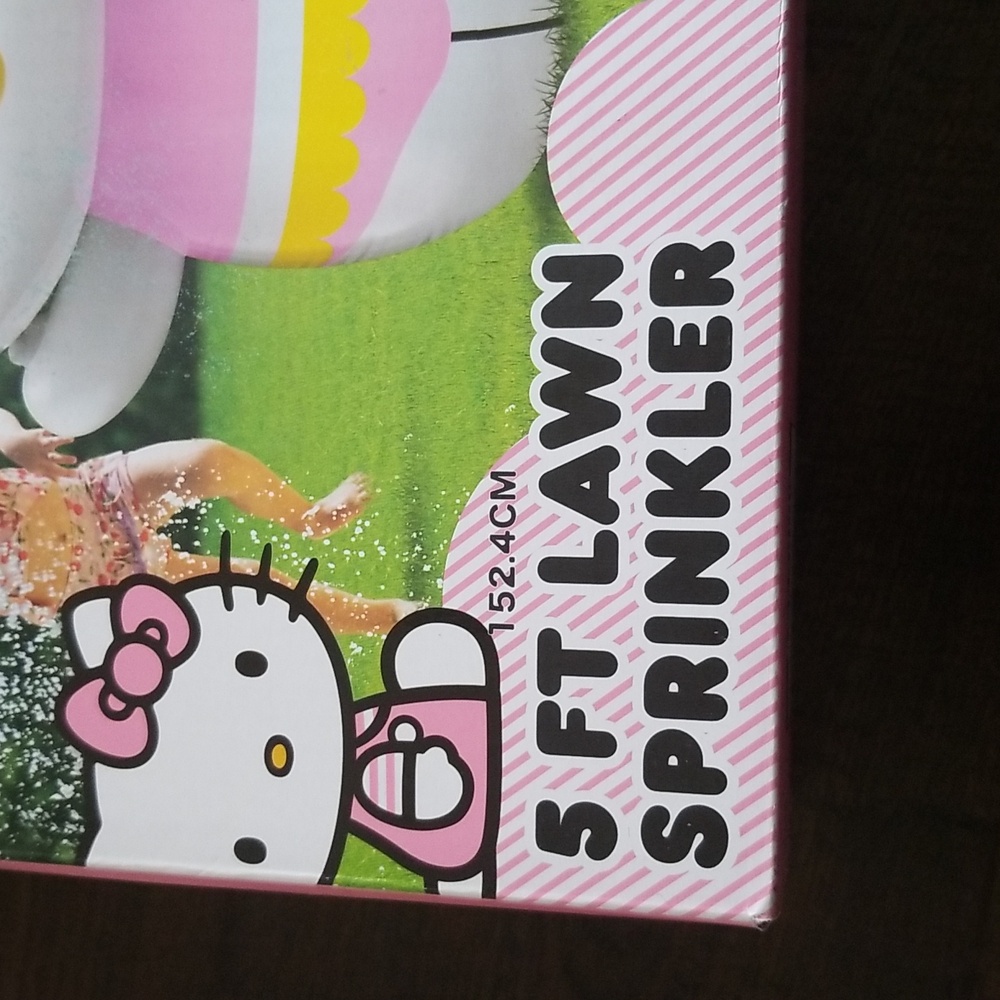 Hello Kitty Sprinkler - Picture 2 of 6